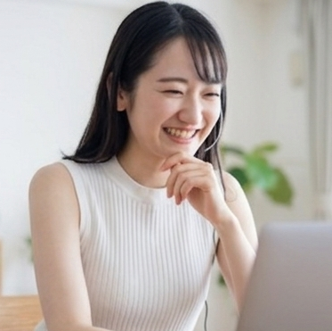 省エネ婚活のトレンドを示すイラスト