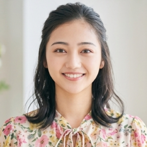 加工OK/NGの境界を示す女性の顔写真アイコン｜婚活写真 女性版 - はなまるプロ